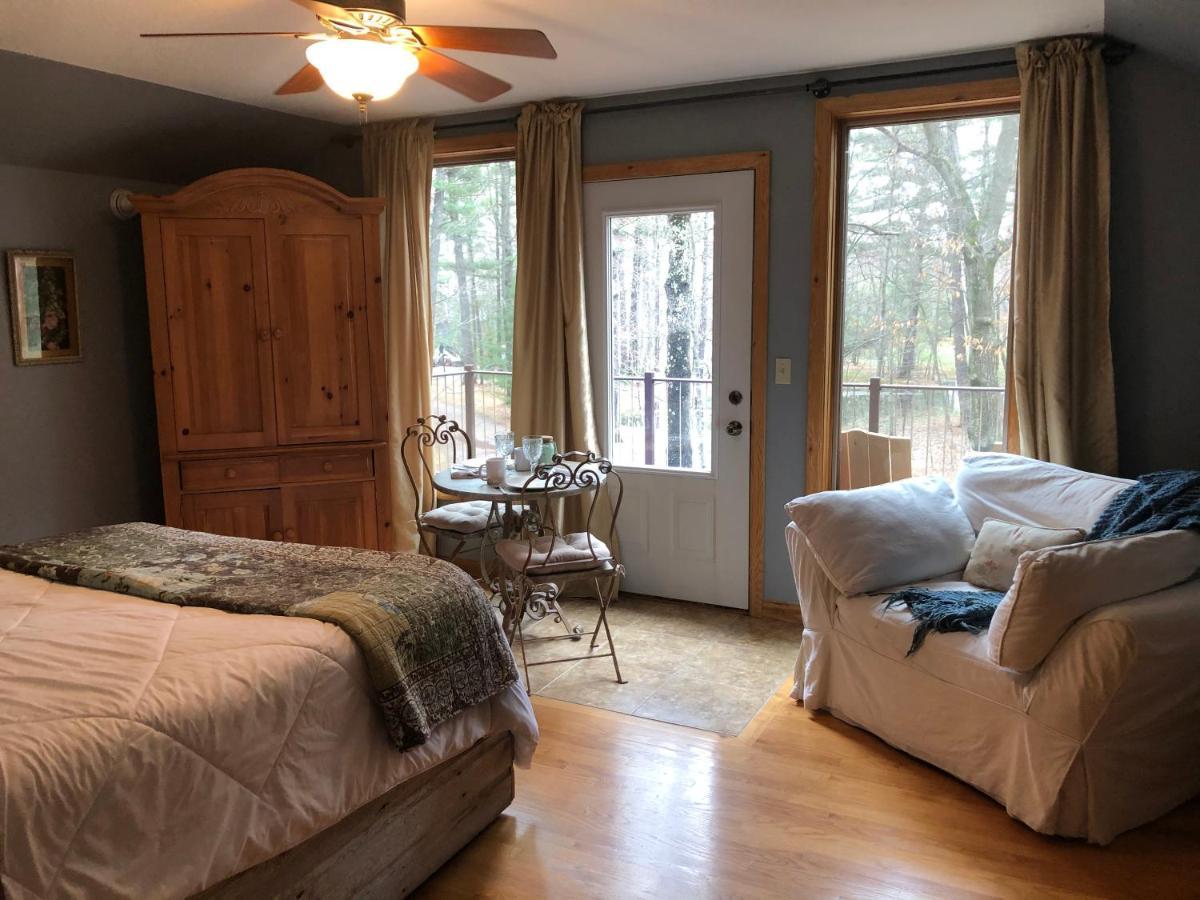 Bed And Breakfast Suite At The Wooded Retreat Pine City Exterior photo